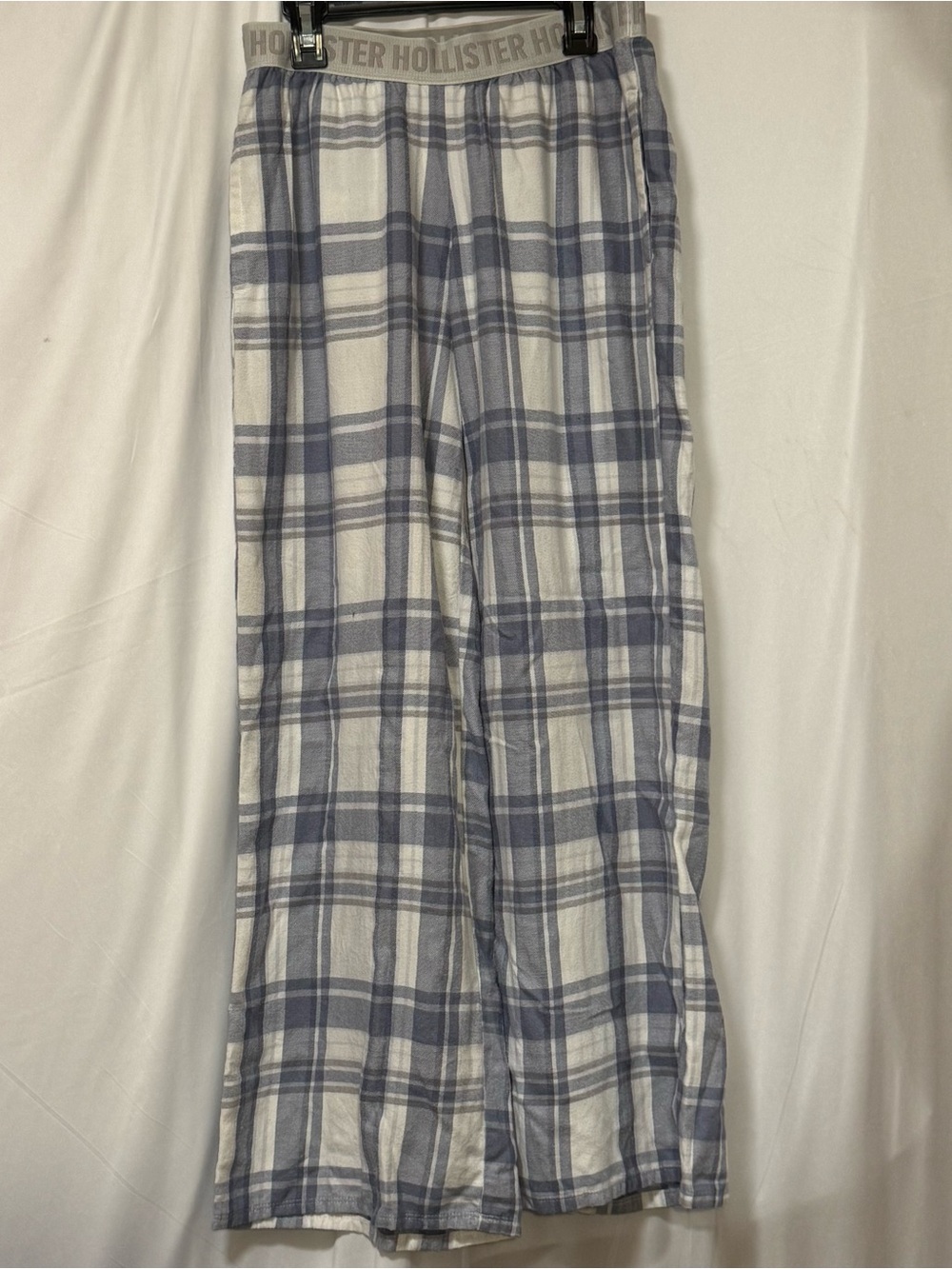 Hollister women’s  Blue and White Plaid Lounge pajama pant as
